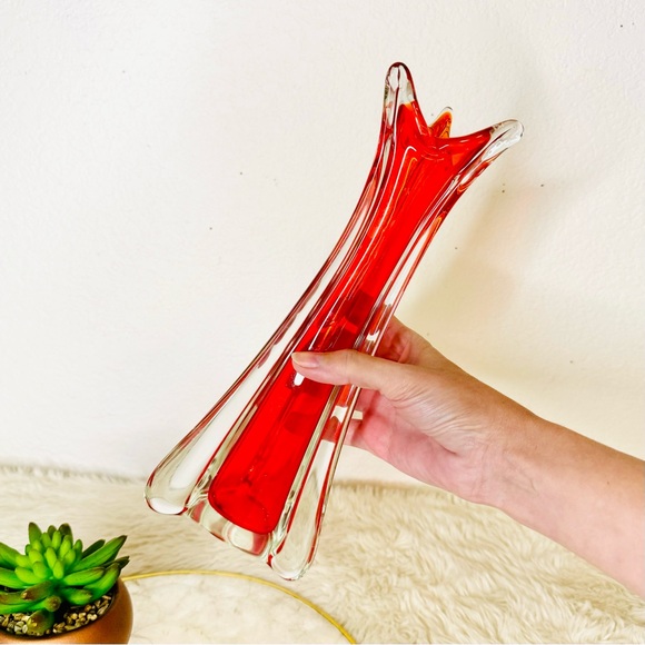 Vintage Funky Red Glass Vase - Picture 3 of 6